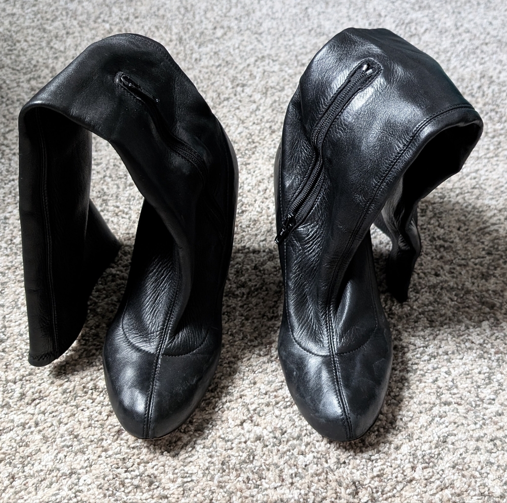 EUC Chloe Women's Knee Length Black Leather Boot 4" Heel， Sz 7.5 - Picture 5 of 15